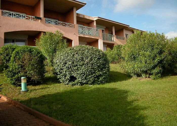 Apartament Privee Suarella *